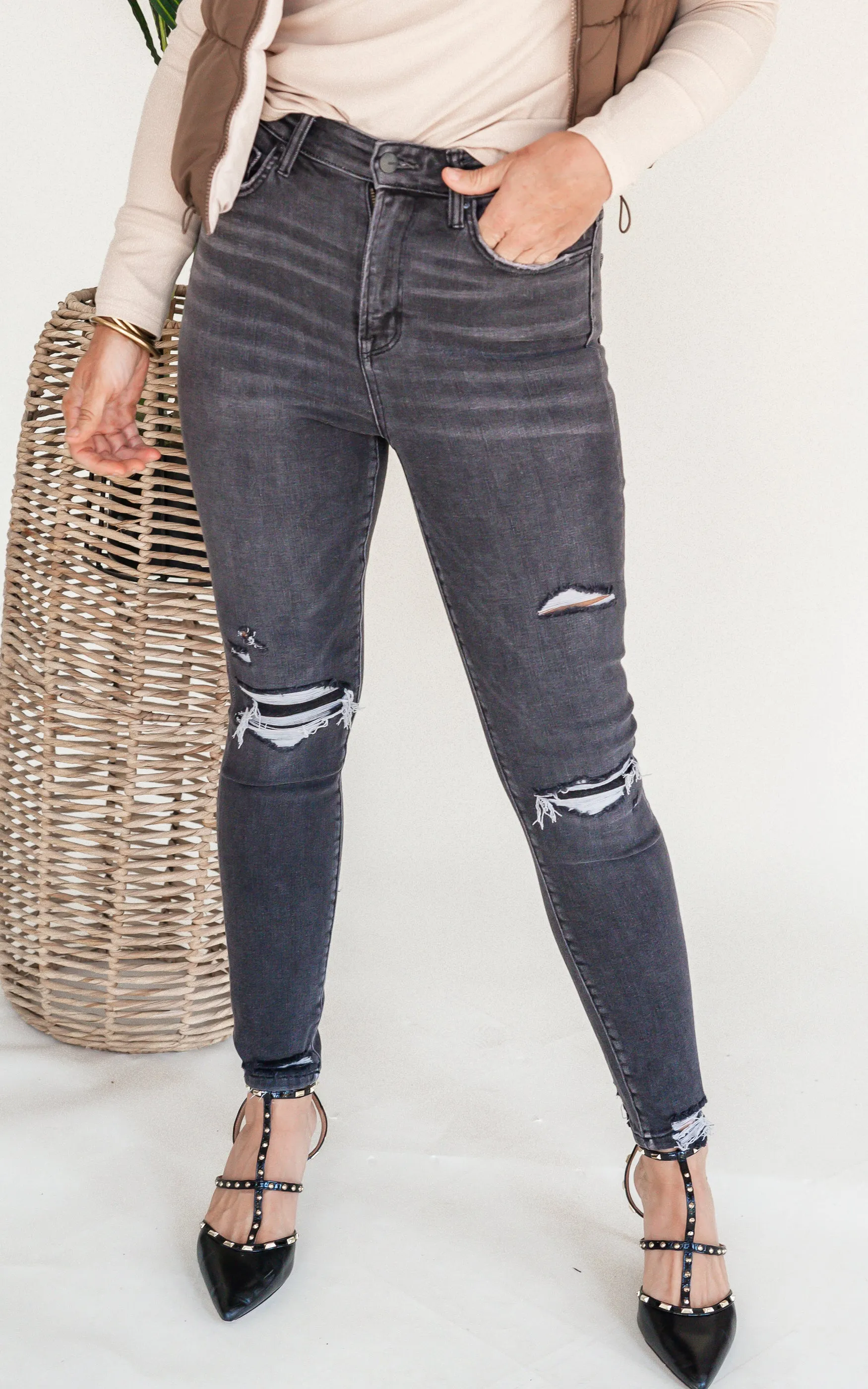 Mica | The Naomi Super High Rise Crop Skinny Denim Jean*