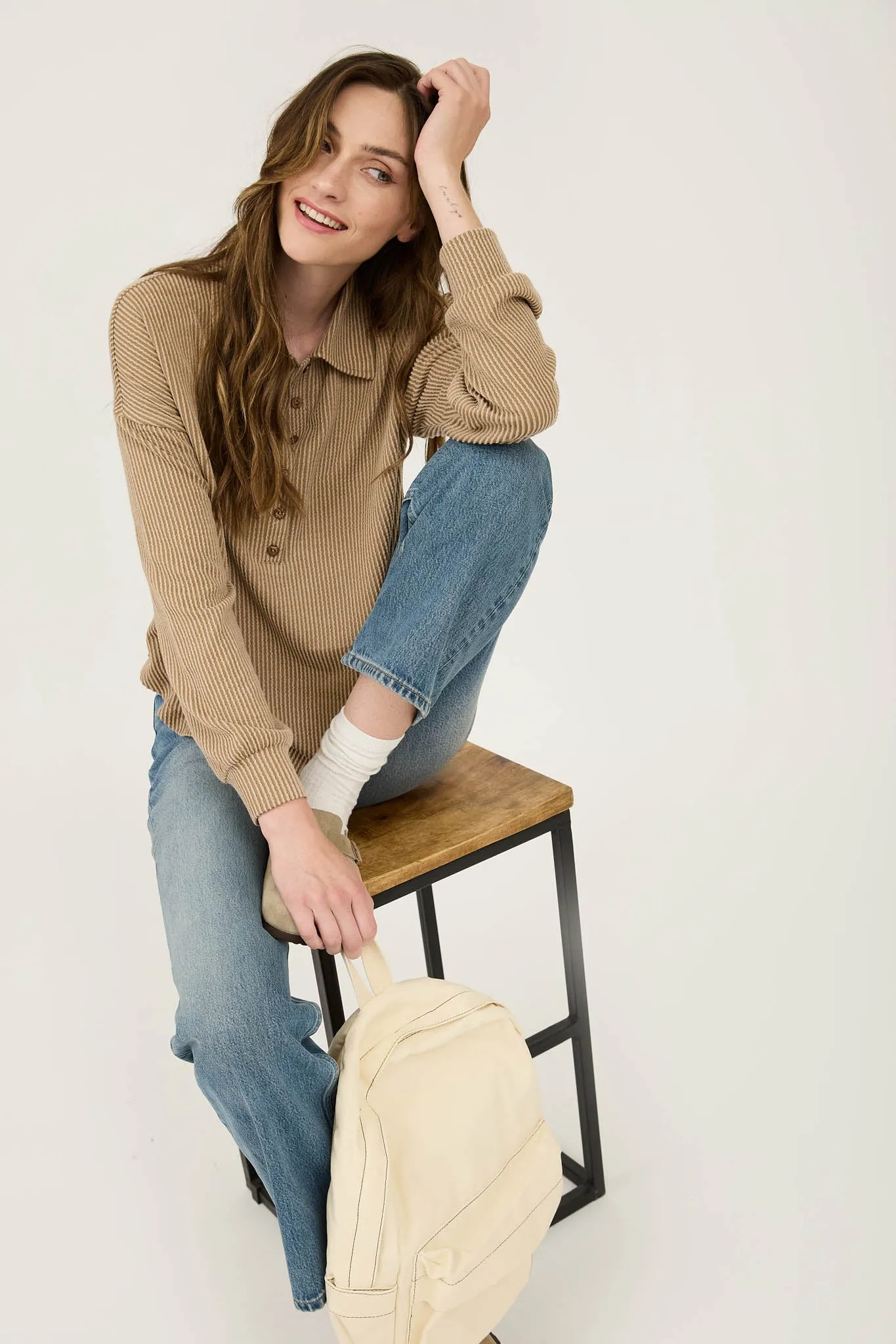 PINSTRIPE COLLARED HALF BUTTON KNIT TOP